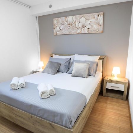 Airport Stay Apartments Surčin Εξωτερικό φωτογραφία