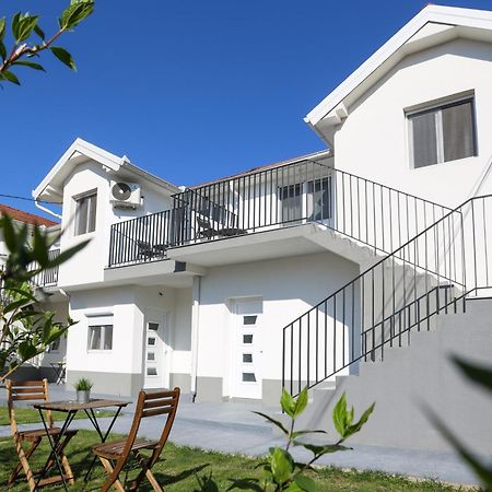 Airport Stay Apartments Surčin Εξωτερικό φωτογραφία