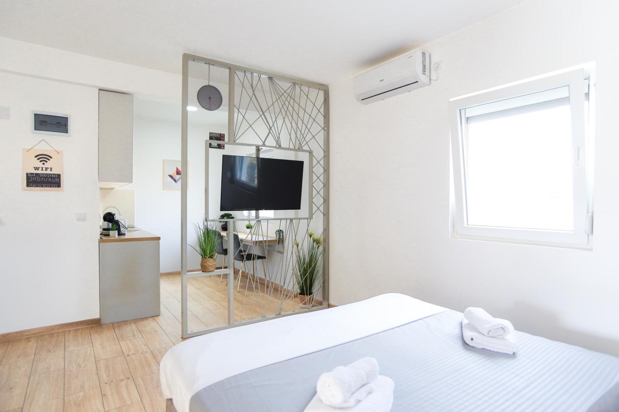 Airport Stay Apartments Surčin Εξωτερικό φωτογραφία